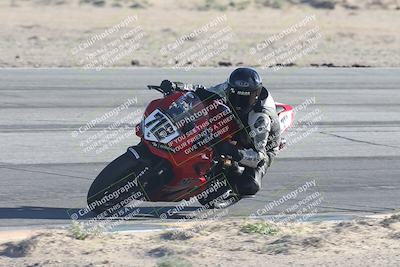 media/Jan-18-2026-CVMA (Sun) [[519f600f45]]/Race 16-Formula Middleweight/